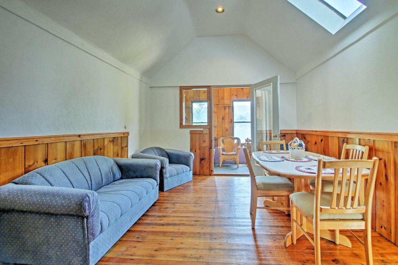 Lakefront Rumney Retreat With Shared Dock And Beach! Bagian luar foto