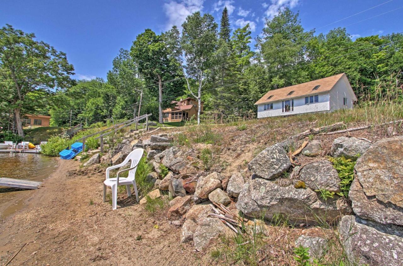 Lakefront Rumney Retreat With Shared Dock And Beach! Bagian luar foto
